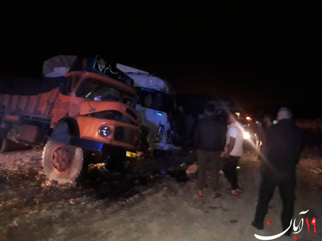 تصادف شدید تریلر و کامیون در کمربندی گچساران/تصویر
