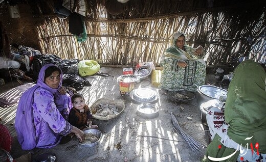 صفهای طولانی در ایرانشهر/ قیمت نان ۱۰ هزار تومان شد