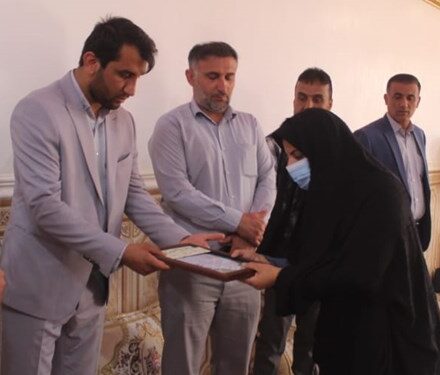 ابلاغ پیام رئیس مجلس شورای اسلامی به خانواده شهدای بهمئی