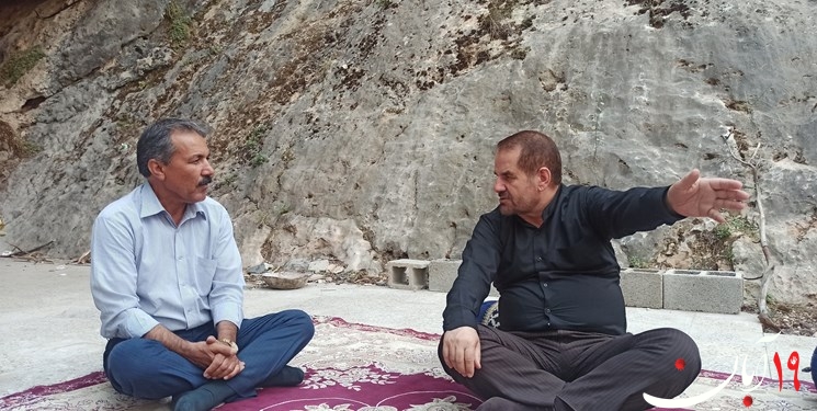 استاندار پای درد دل مردم «تنگسریز»/از پیگیری مشکل آب و مدرسه کلنگی تا راه چاره خروج از بنبست+تصویر و فیلم