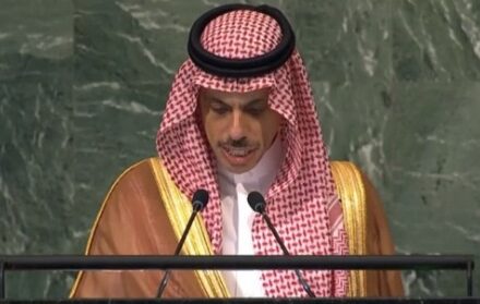 عربستان: ایران به تعهدات هسته‌ای عمل کند