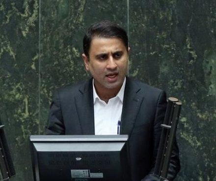 سعیدی، نماینده چابهار: ۴ شهرستان قصرقند، کنارک، دشتیاری و زرآباد حتی یک تخت بیمارستانی هم ندارند، آن وقت رئیسی در اندونزی قول ساخت ۱۲ بیمارستان را میدهد / آقای رئیسی! به کجا چنین شتابان؟