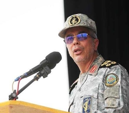 سرلشکر باقری: آمار‌ها تغییر مثبت زیادی را در افزایش جمعیت نشان نمی‌دهد؛ جنگ شناختی دشمن هنوز به اقدامات ما غلبه دارد؛ تغییر آن، اقدامات جهادی را می‌طلبد