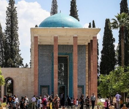 آرامگاه سعدی در آستانه تخریب