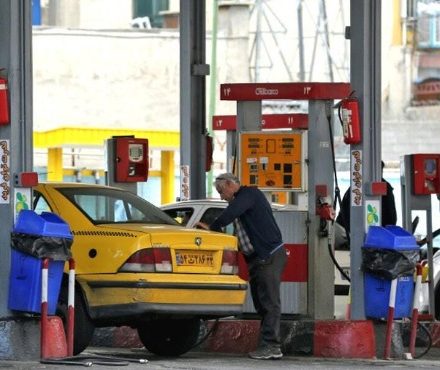 رئیس صنف جایگاهداران: با عرضه بنزین کمتر از ۱۰۰ میلیون لیتر خداحافظی کنیم/ در آستانه واردات هستیم/ کاهش ۸۰ درصدی عرضه بنزین سوپر