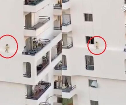 فیلم/ لحظات دلهره‌آور از بازیگوشی یک کودک در لبه بالکن یک ساختمان!