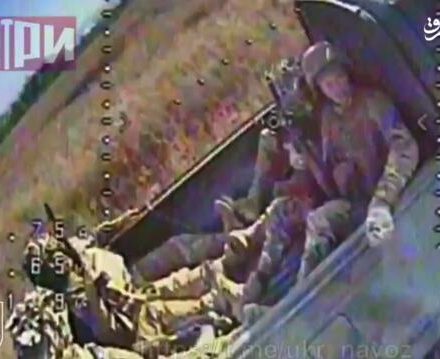 فیلم/ سربازان اوکراینی چند ثانیه قبل از برخورد پهپاد انتحاری