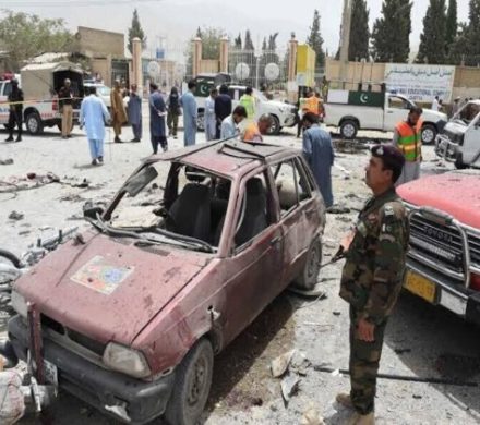 انفجار در بلوچستان پاکستان یک روز مانده به انتخابات ۸ کشته و ۱۰ زخمی برجای گذاشت