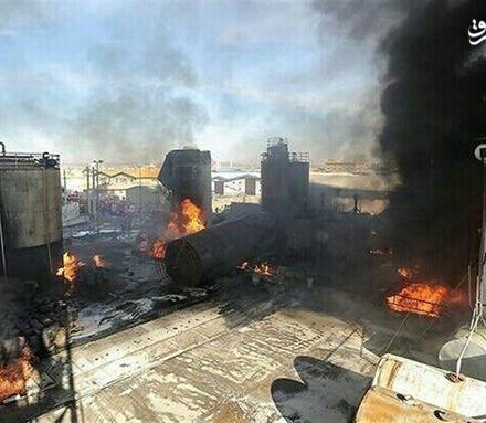فیلم/ آتش سوزی در یکی از کارخانه‌های شهرک شکوهیه قم