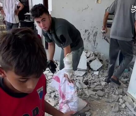 فیلم/حمله وحشیانه رژیم صهیونیستی به مدرسهای در دیرالبلح(۱۸+)