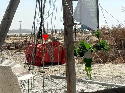 فیلم/ مبارزه تن به تن مجاهدان حماس با ادوات زرهی صهیونیست‌ها در رفح