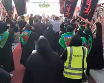 فیلم/ عزاداری زائران جمهوری آذربایجان در مرز تمرچین