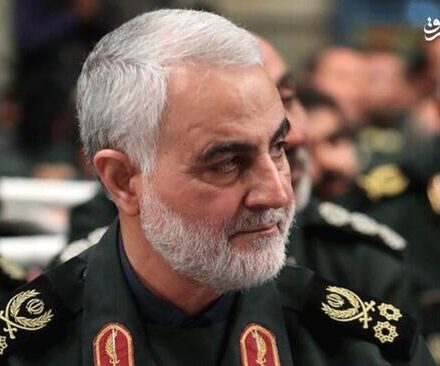 تصاویری از حضور شهید سلیمانی در کاخ صدام