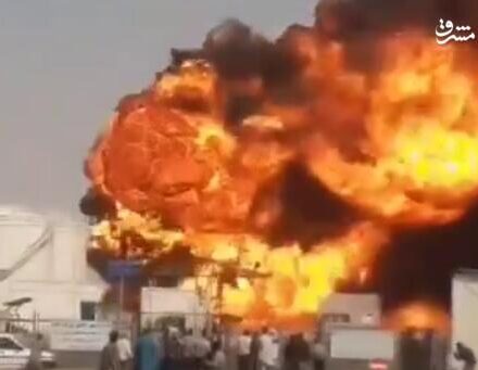 فیلم/ لحظه انفجار مهیب یکی از مخازن سوخت در مرز دوغارون