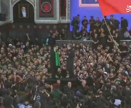 فیلم/ چهارپایه خوانی کریمی و بنی‌فاطمه در حرم رضوی