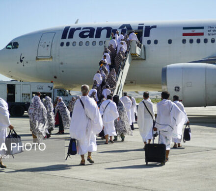 اعزام همزمان ۲ کاروان زائرین عمره گزار کهگیلویه و بویراحمد به سرزمین وحی