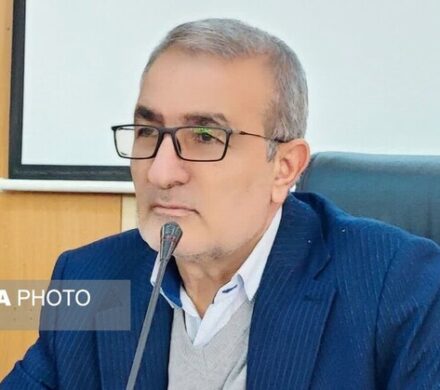 تسهیل شرایط برای سرمایه گذاری و تولید اصلی ترین وظیفه مسئولان است