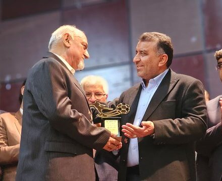 آیین نکوداشت فوتبالیست پیشکسوت کهگیلویه برگزار شد