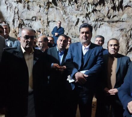 غار «ده شیخ» شهرستان دنا از منحصر به تمرین غارهای ایران