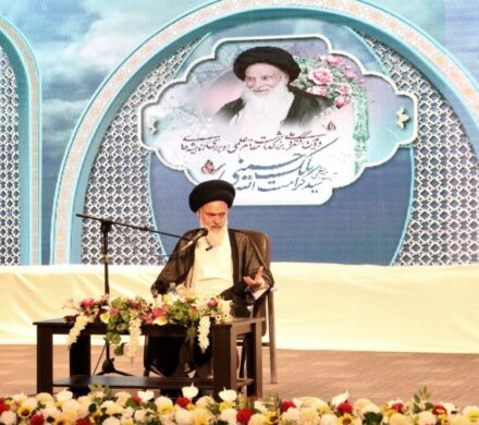 یاد و نام عالم و فقیه بزرگوار آیت الله ملک حسینی همیشه در تاریخ می درخشد