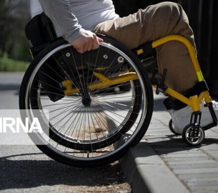 ۷۰۰ هزار معلول بیکار در کشور وجود دارد