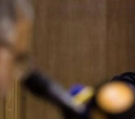 مسئولان کشور زبان دارند، اما گوش نه!