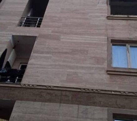 نجات ۱۵ ساکن از آتش‌سوزی شدید در ساختمان مسکونی نعمت‌آباد/ دو نفر دچار سوختگی و دودگرفتگی شدند