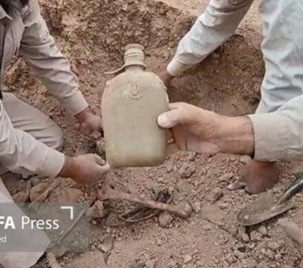 کشف پیکر مطهر شهیدی با قمقمه ای پر از آب