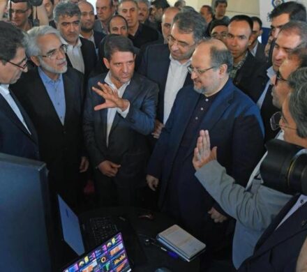 چهارمین همایش پتروفن گشایش یافت؛ از ثبت ۴۰۰ نوآوری در دیتا بانک جایزه نوآوری پتروشیمی تا هم‌افزایی خلیج‌فارس با زیست‌بوم نوآوری