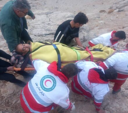 راننده اتوبوس واژگون شده تهران به یاسوج زنده پیدا شد