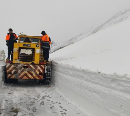 آمار و ارقامی که نماد خدمتی مخلصانه و بی وقفه میان برف اند