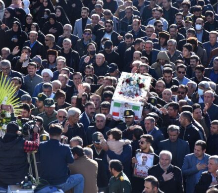 تشییع پیکر مرزبان شهید «رحیم مجیدیمهر» در یاسوج