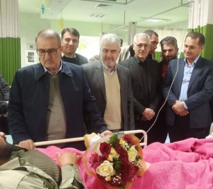 عیادت استاندار کهگیلویه و بویراحمد از محیط‌بان زخمی دنا